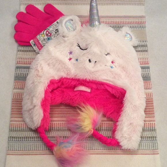 Skechers Other - Skechers unicorn hat with gloves. One size.